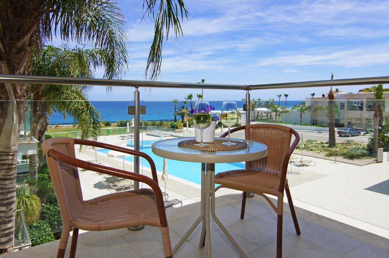 Coralli Beachfront Resort Protaras Ngoại thất bức ảnh