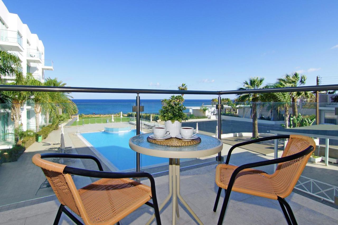 Coralli Beachfront Resort Protaras Ngoại thất bức ảnh