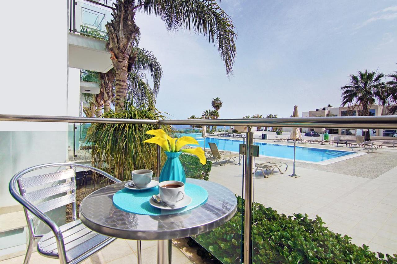 Coralli Beachfront Resort Protaras Ngoại thất bức ảnh