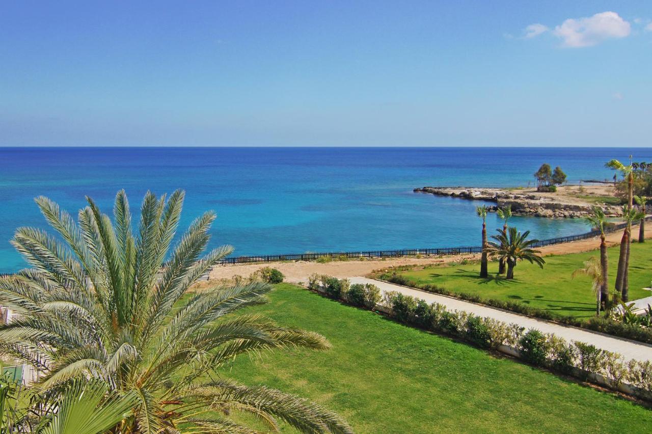 Coralli Beachfront Resort Protaras Ngoại thất bức ảnh