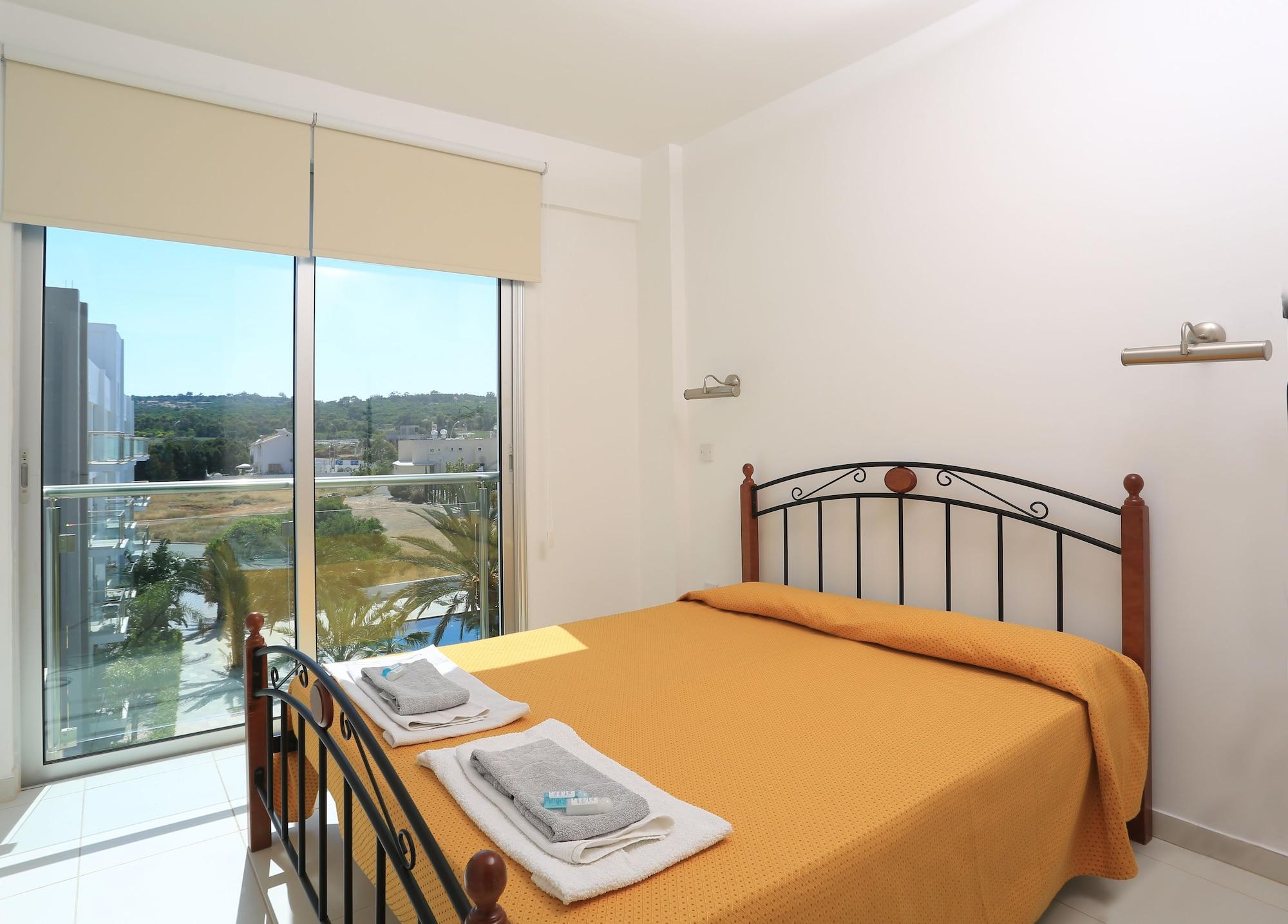 Coralli Beachfront Resort Protaras Ngoại thất bức ảnh
