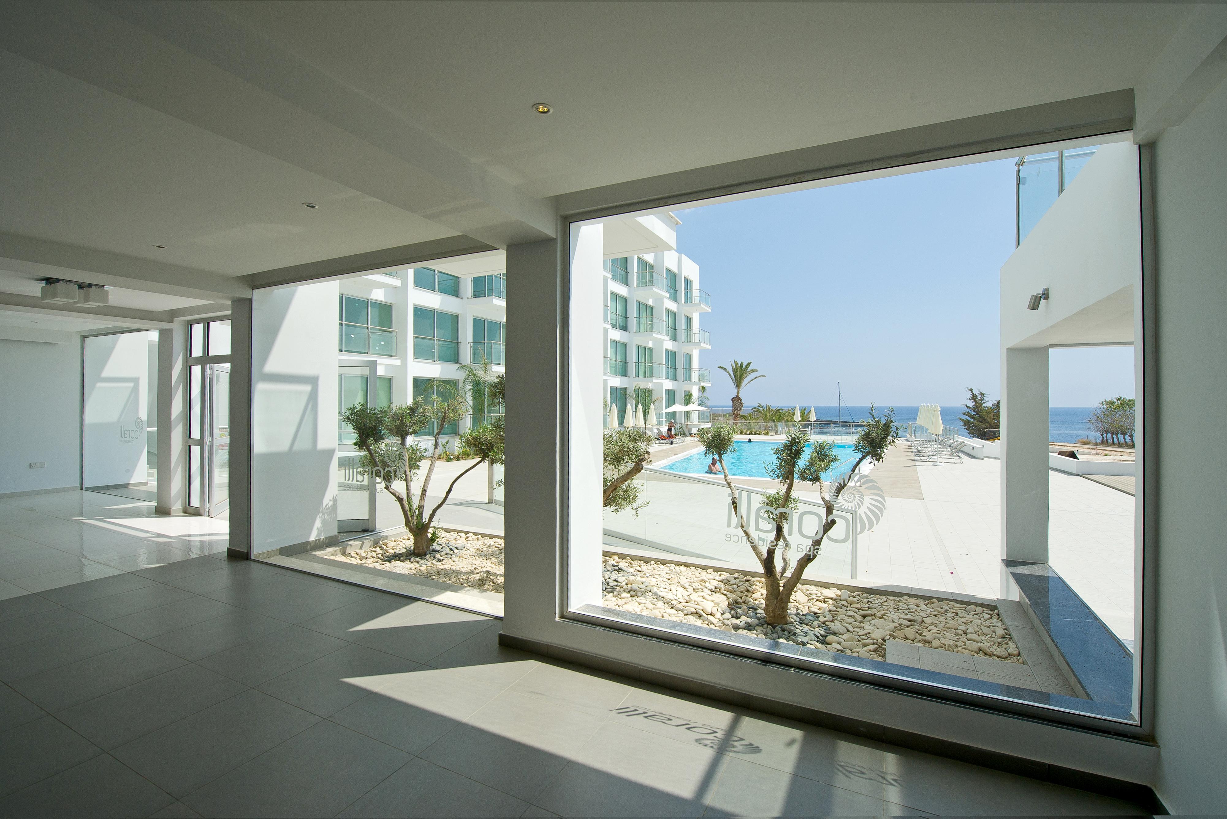 Coralli Beachfront Resort Protaras Ngoại thất bức ảnh
